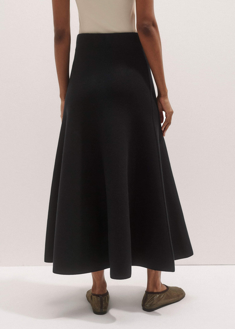Milano Knit Maxi Skirt 5