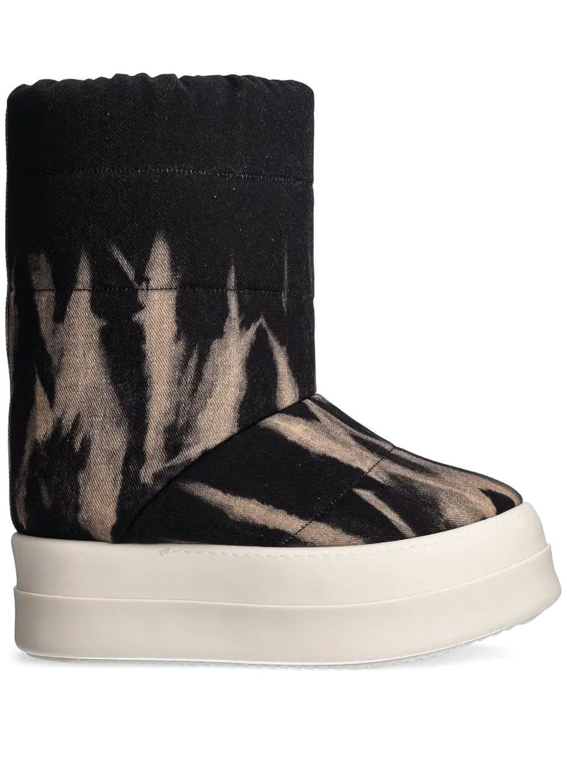Mega Bumper Lunar boots 1