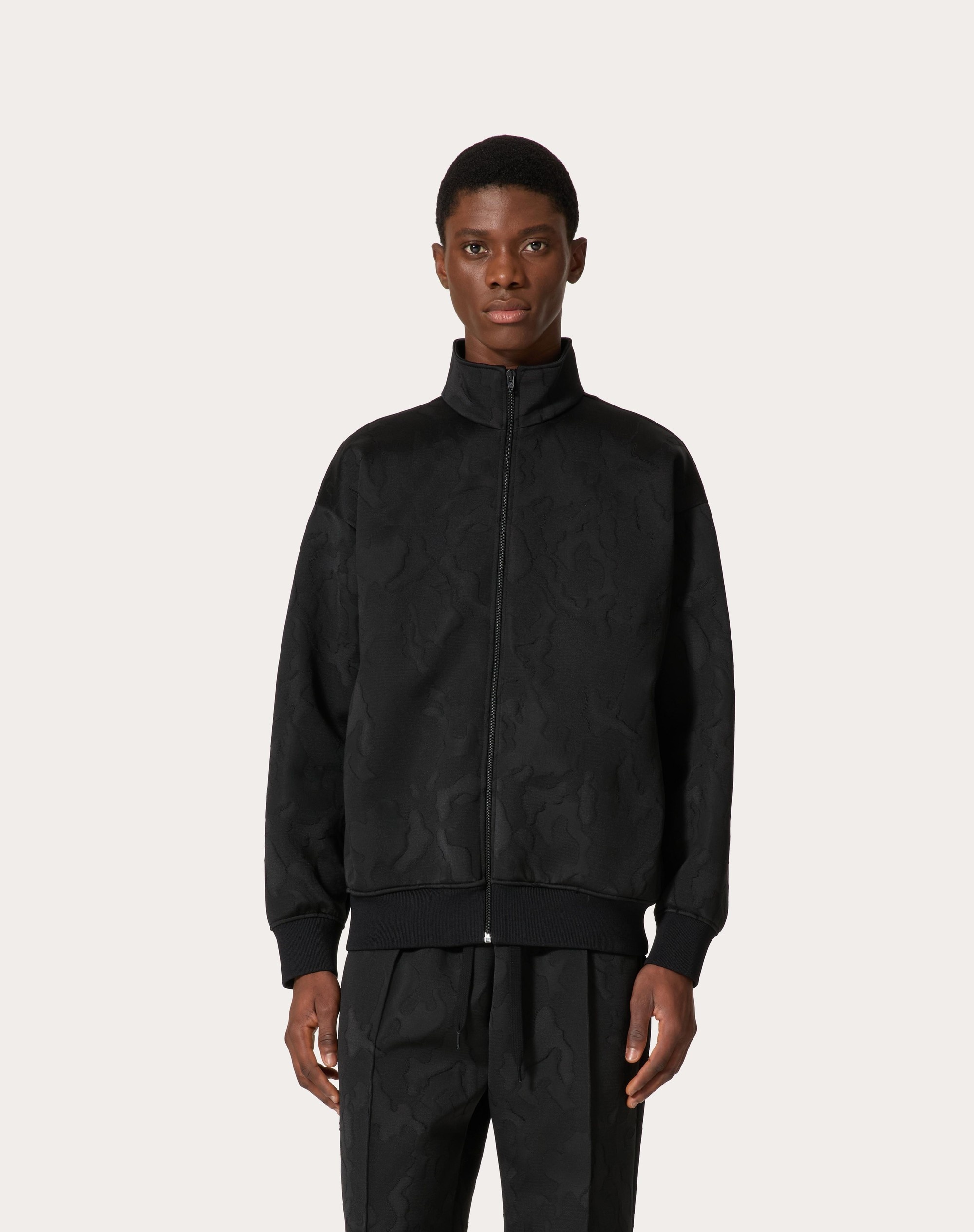 ACETATE ZIP-UP TURTLENECK SWEATSHIRT IN ALL-OVER CAMOUNOIR PATTERN - 3