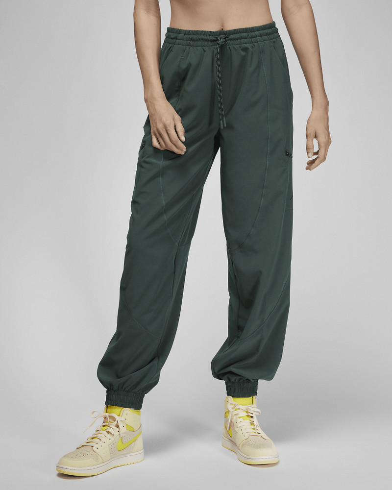 Jordan Sport Women's Tunnel Pants 1