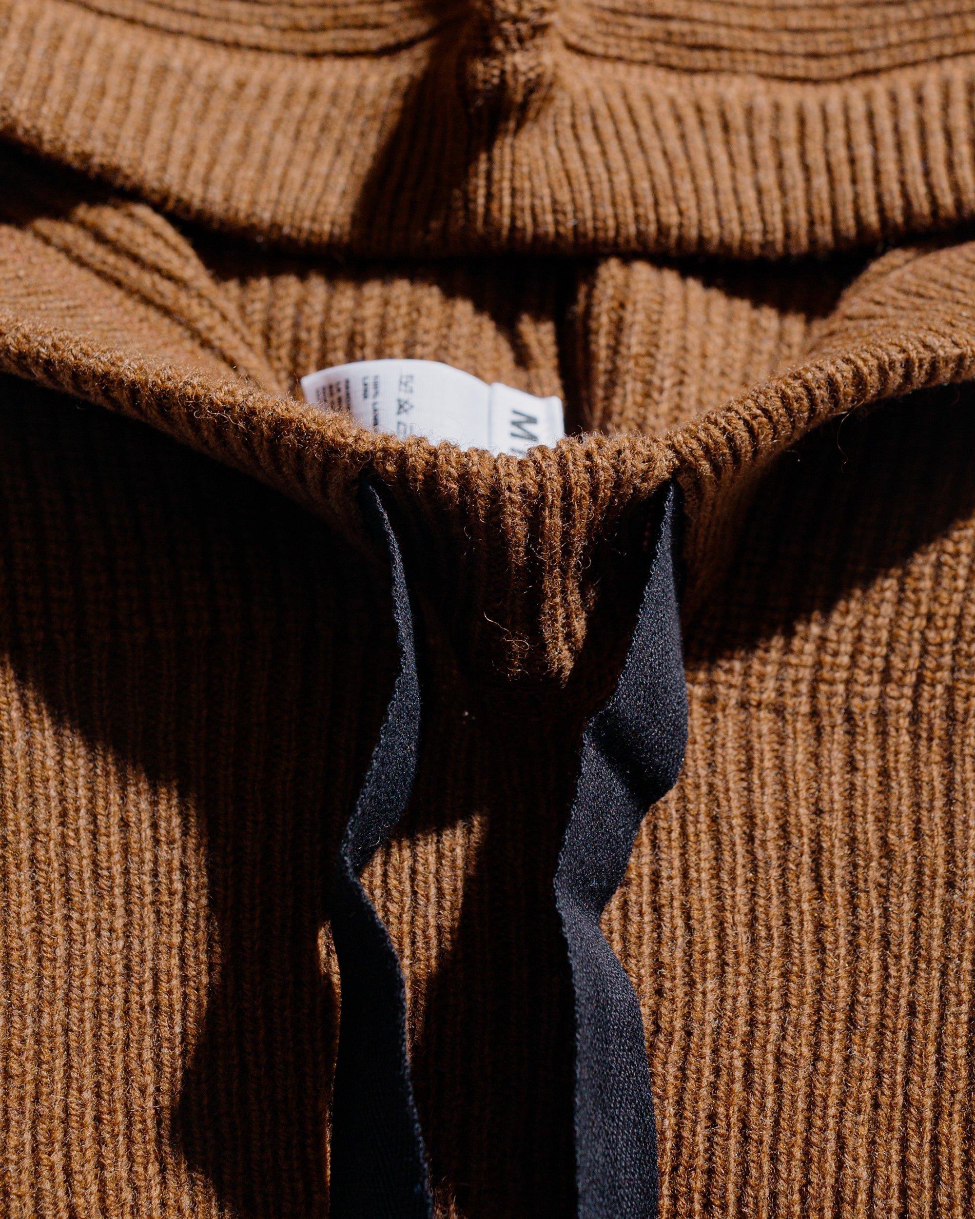 MHL Knitted Hood Lambswool Conker - 2