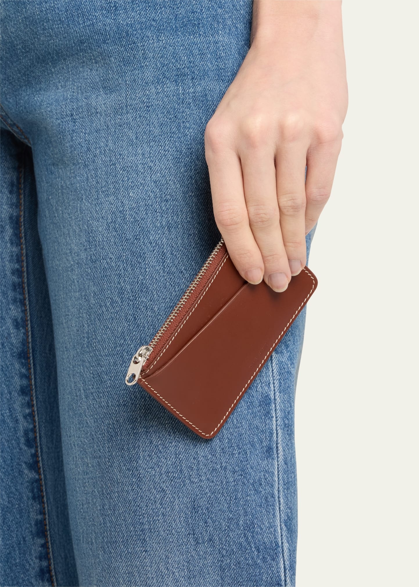 Zip Wallet in Calf Leather - 2