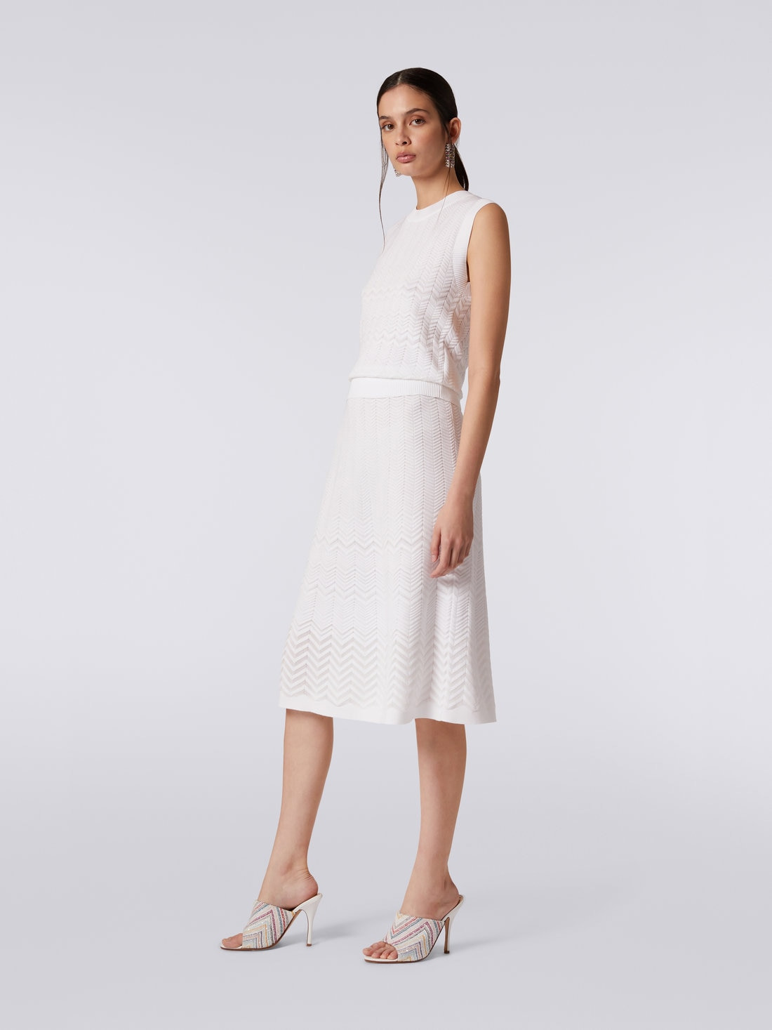 Wool longuette skirt with tone-on-tone zigzag - 3