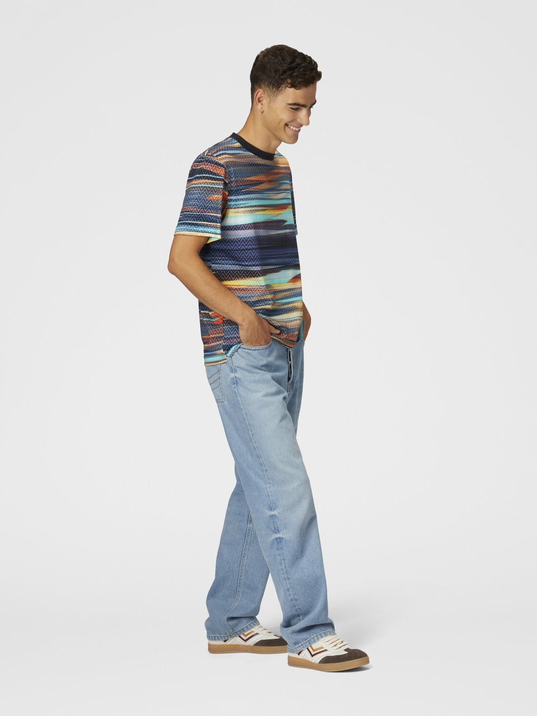 Five denim pockets with zigzag embroidery - 4