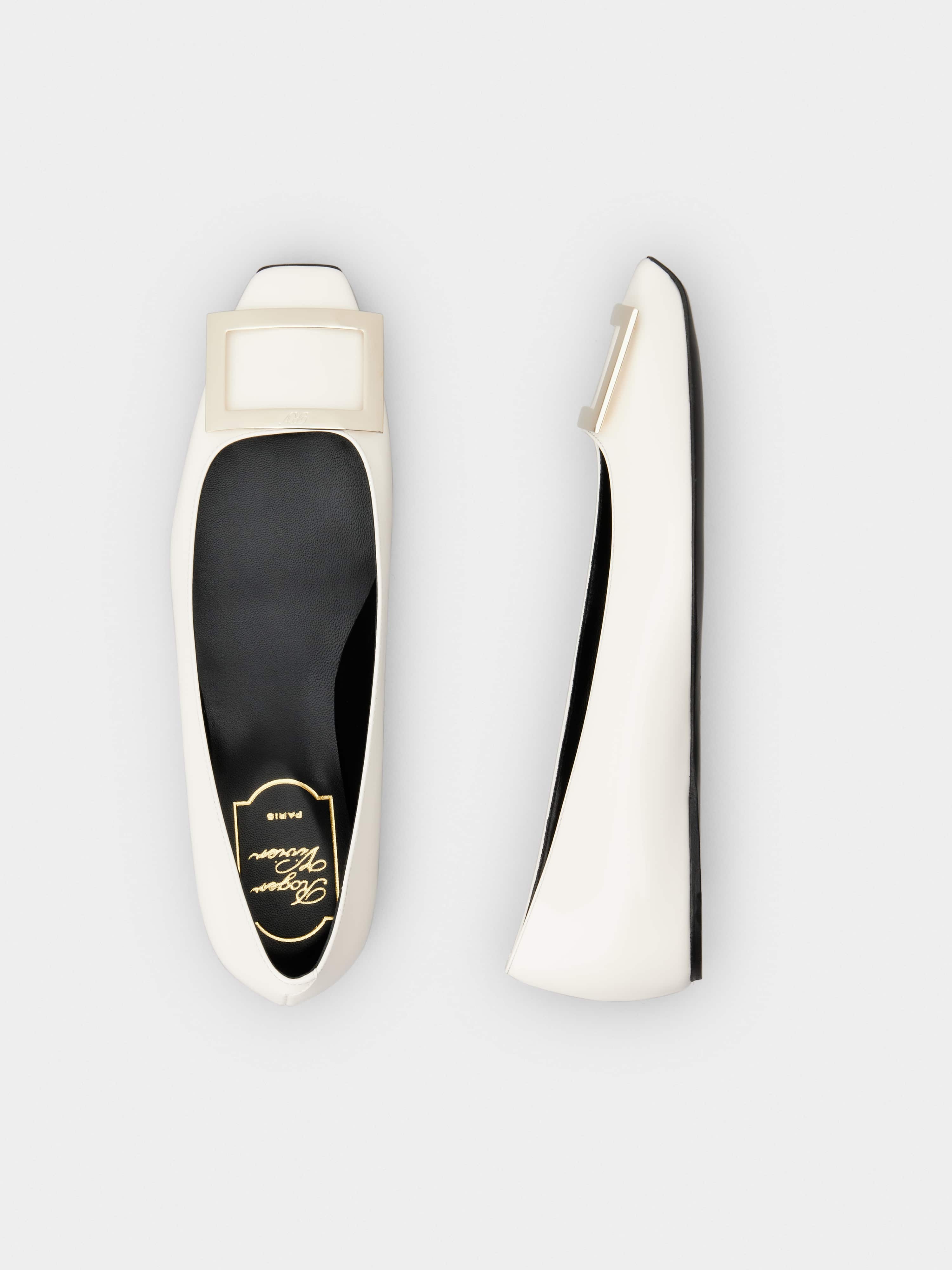 Trompette Metal Buckle Ballerinas in Patent Leather - 4