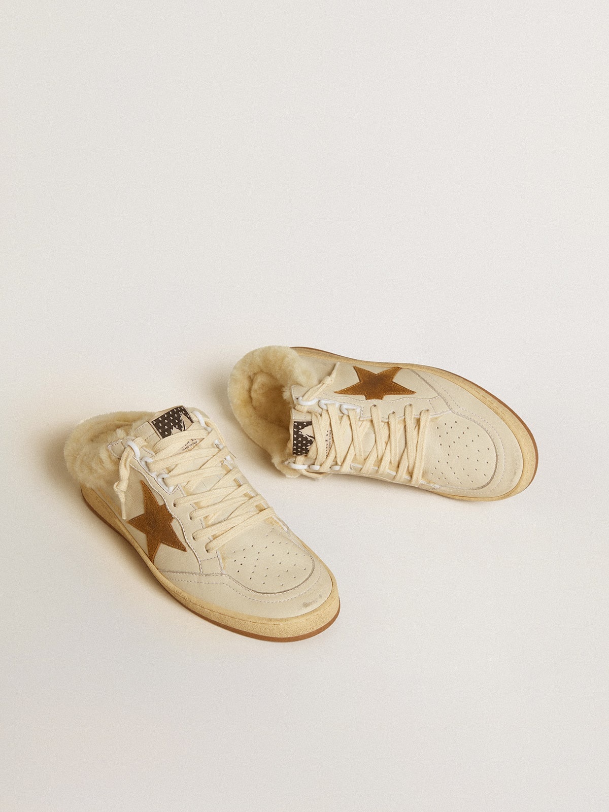 Ball Star Sabots in leather with suede star and beige shearling lining - 2
