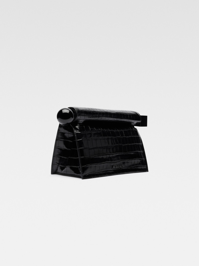 The Rond Carré clutch 3