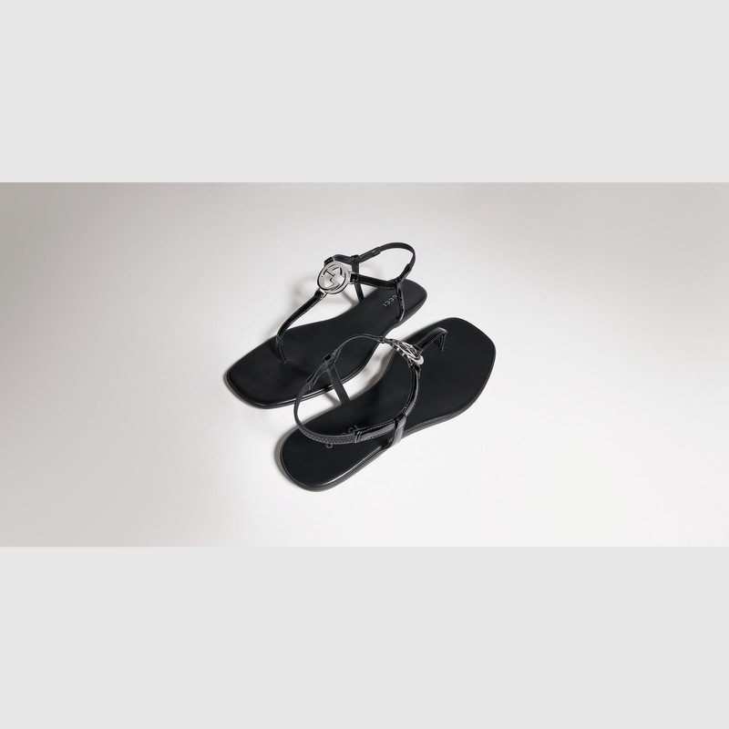 GUCCI Women's thong sandal with Interlocking G outlook