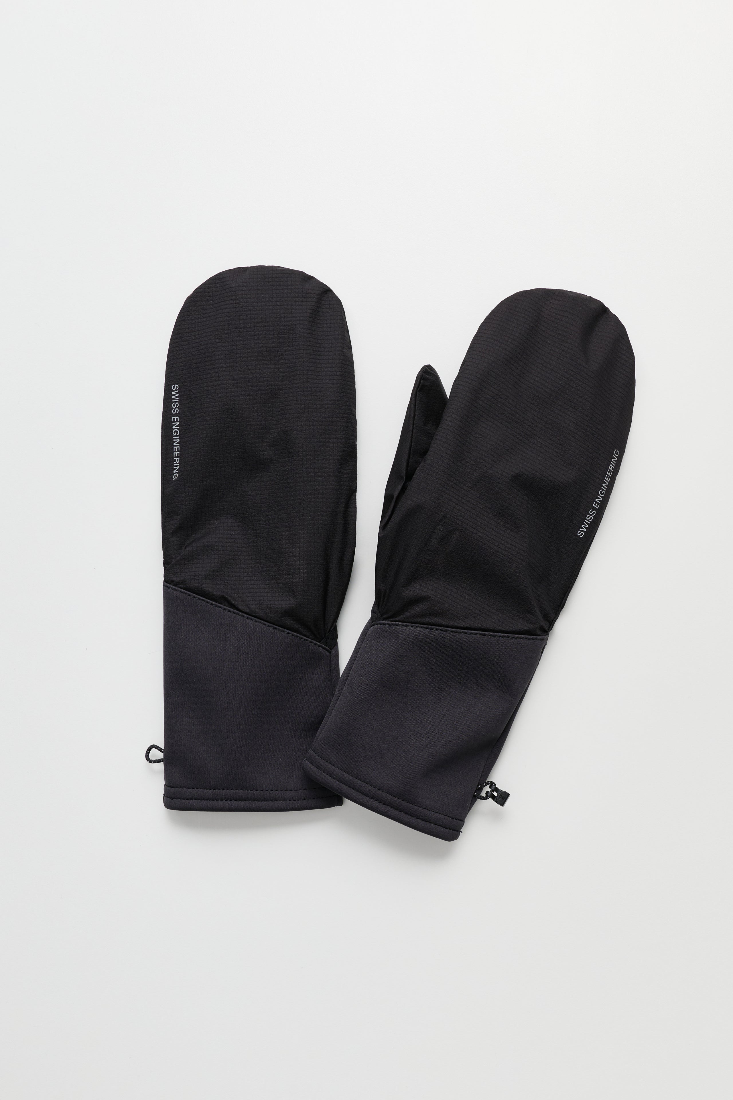 ON WINTER RUN GLOVES MAGNET - 2