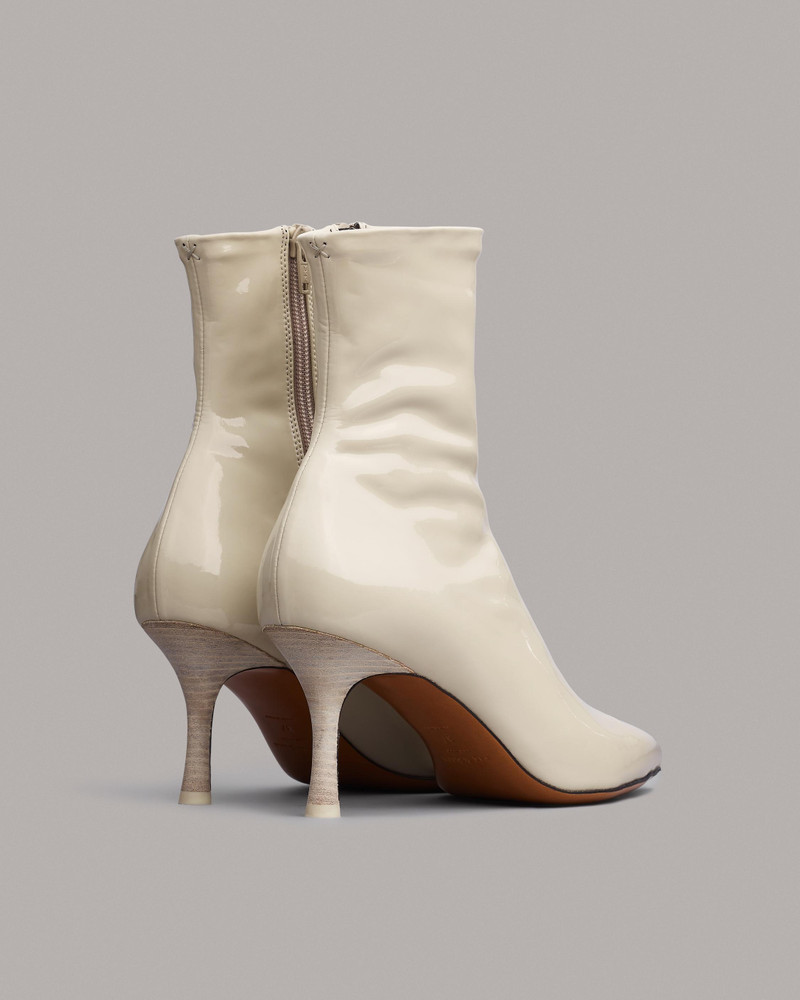 rag & bone Brea Boot - Patent Textile
Ankle Boot outlook