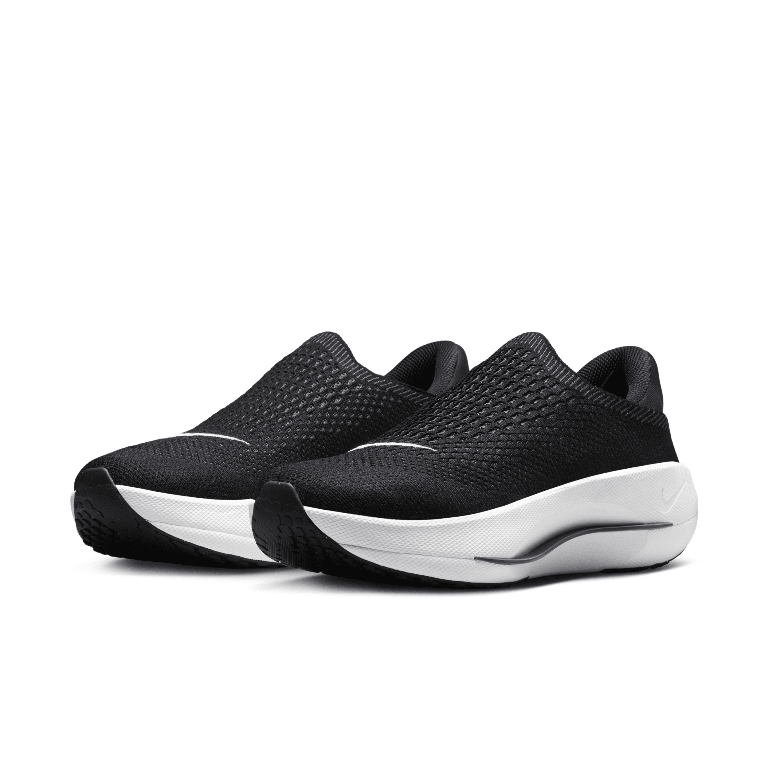 Nike Women's Reina EasyOn Shoes - 5