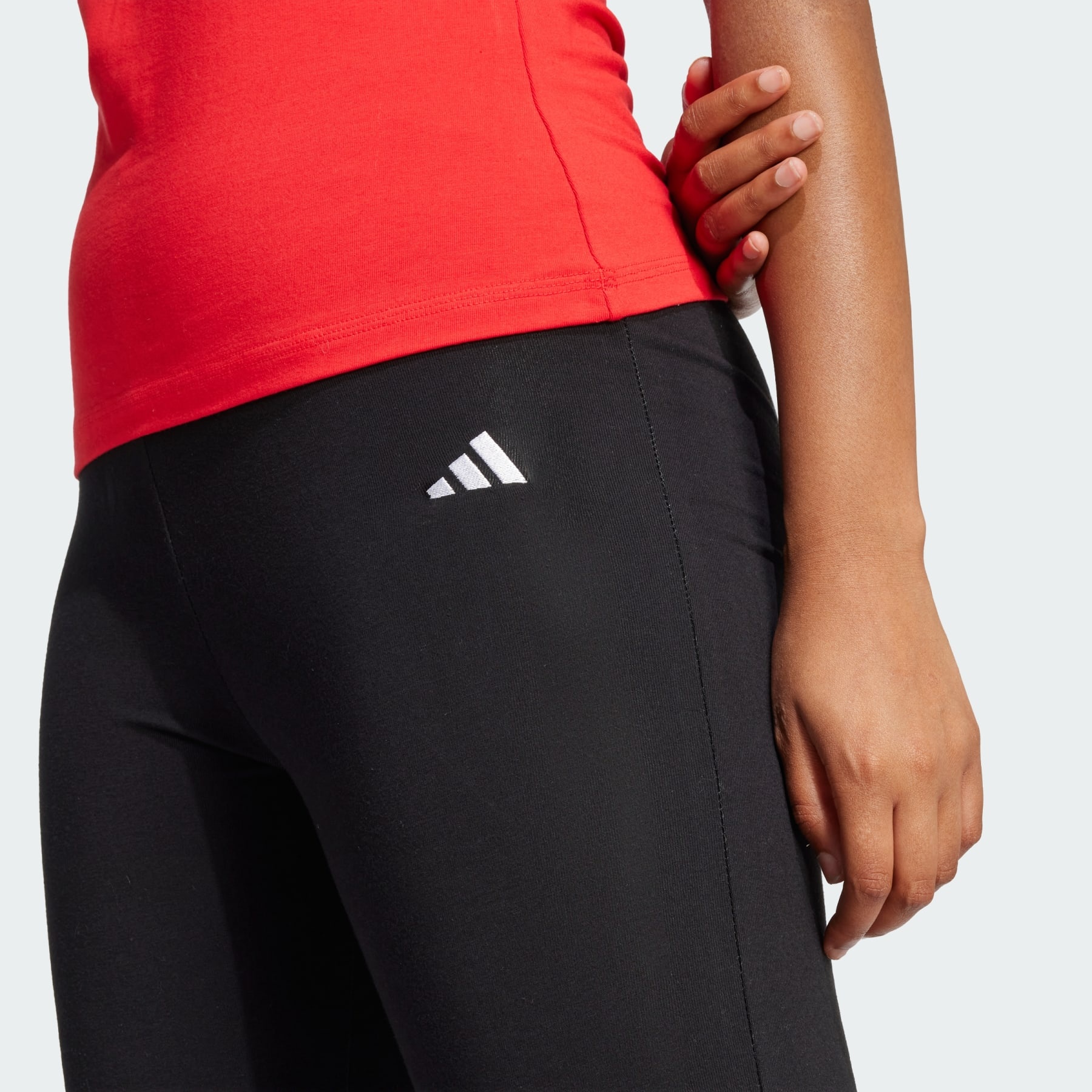 Essentials Small Logo Flared Leggings - 6