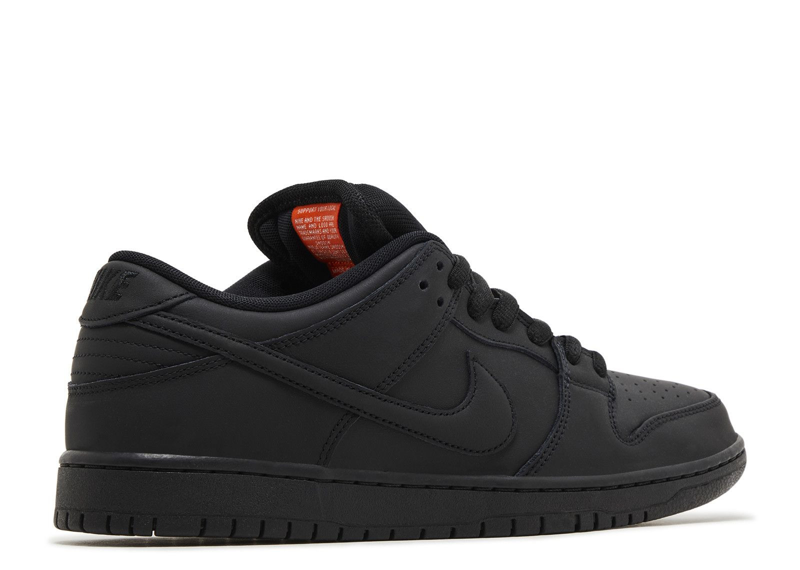 DUNK LOW PRO SB 'TRIPLE BLACK' - 3