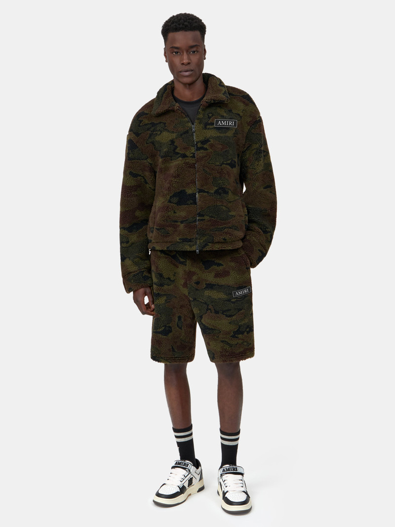 AMIRI CAMO FLEECE SHORT outlook