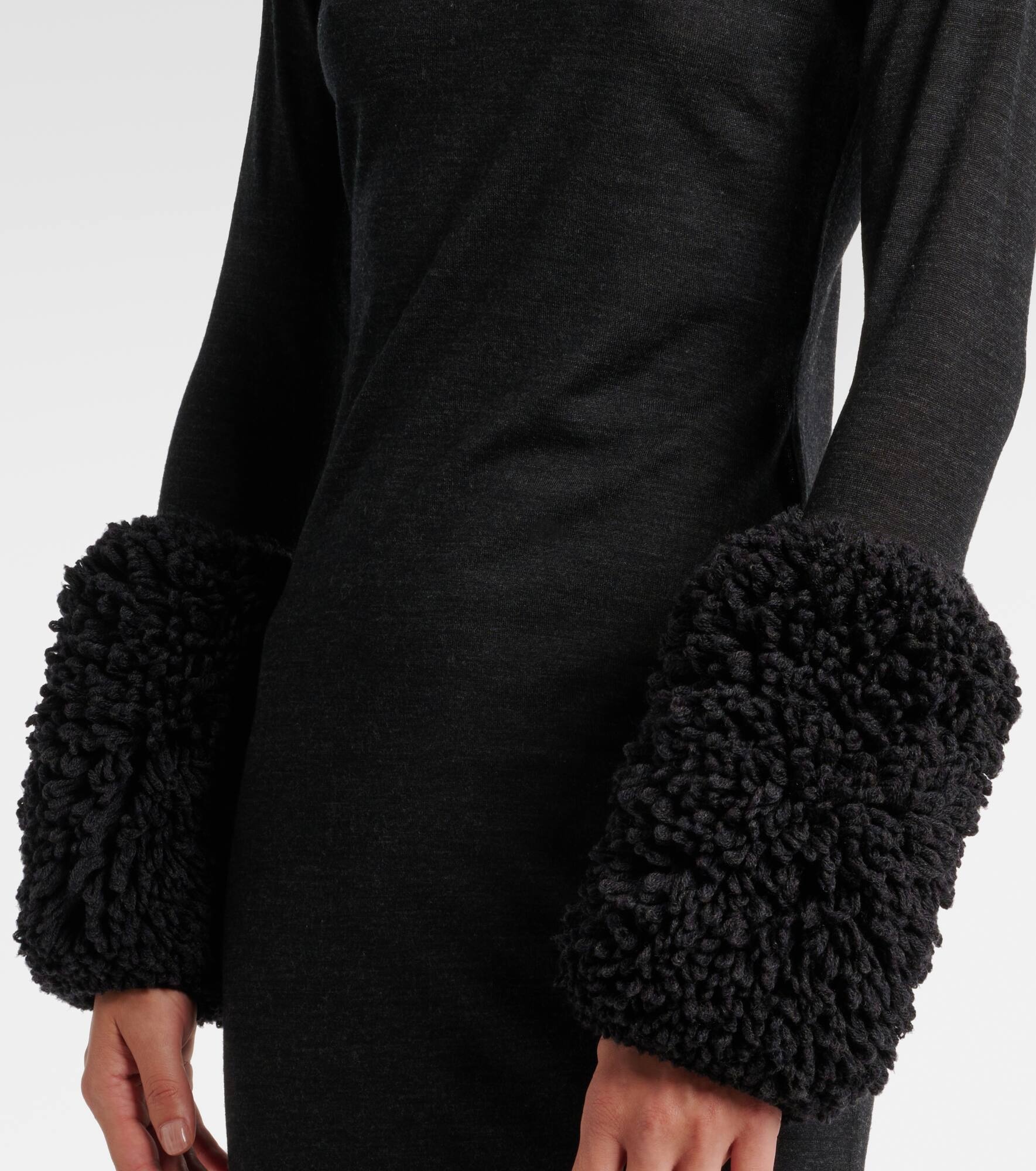 Faux shearling-trimmed virgin wool midi dress - 5