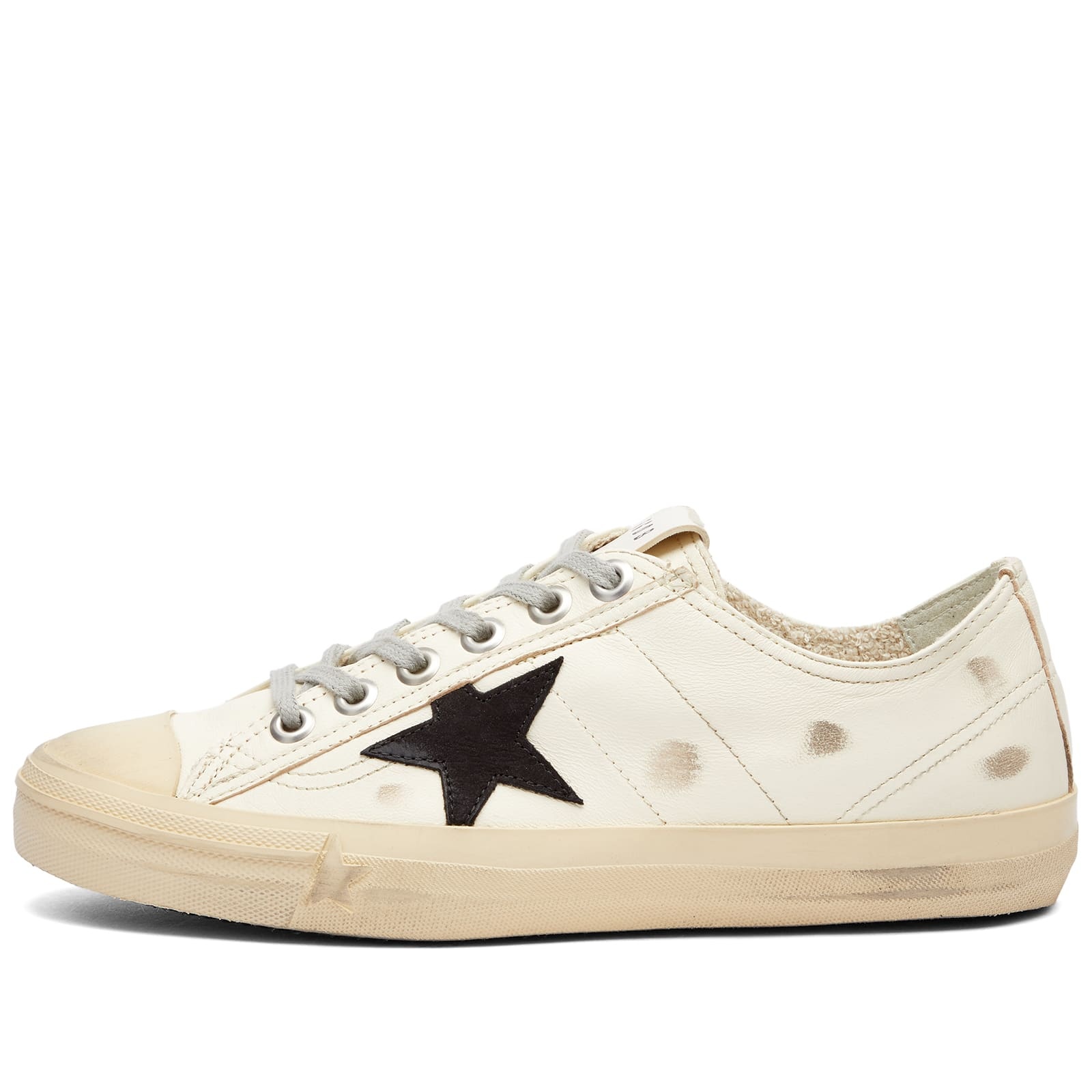 Golden Goose V-Star Sneaker - 2