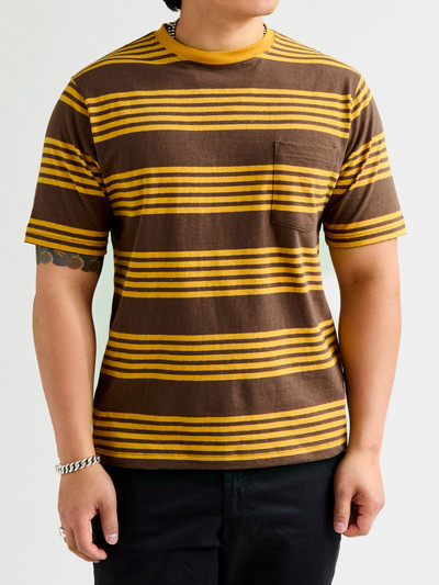 BEAMS PLUS Nep Stripe Pocket T-Shirt in Brown outlook