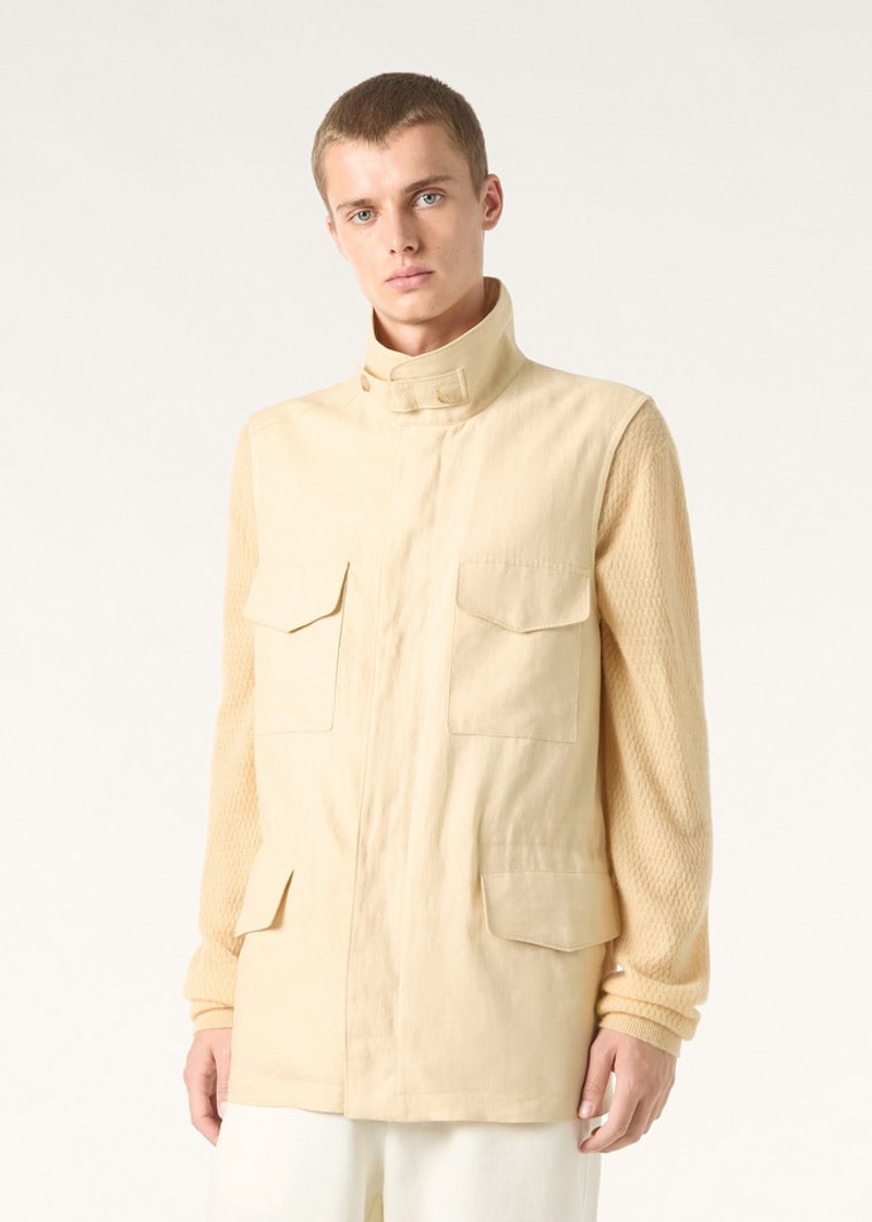 Traveler Vest 4