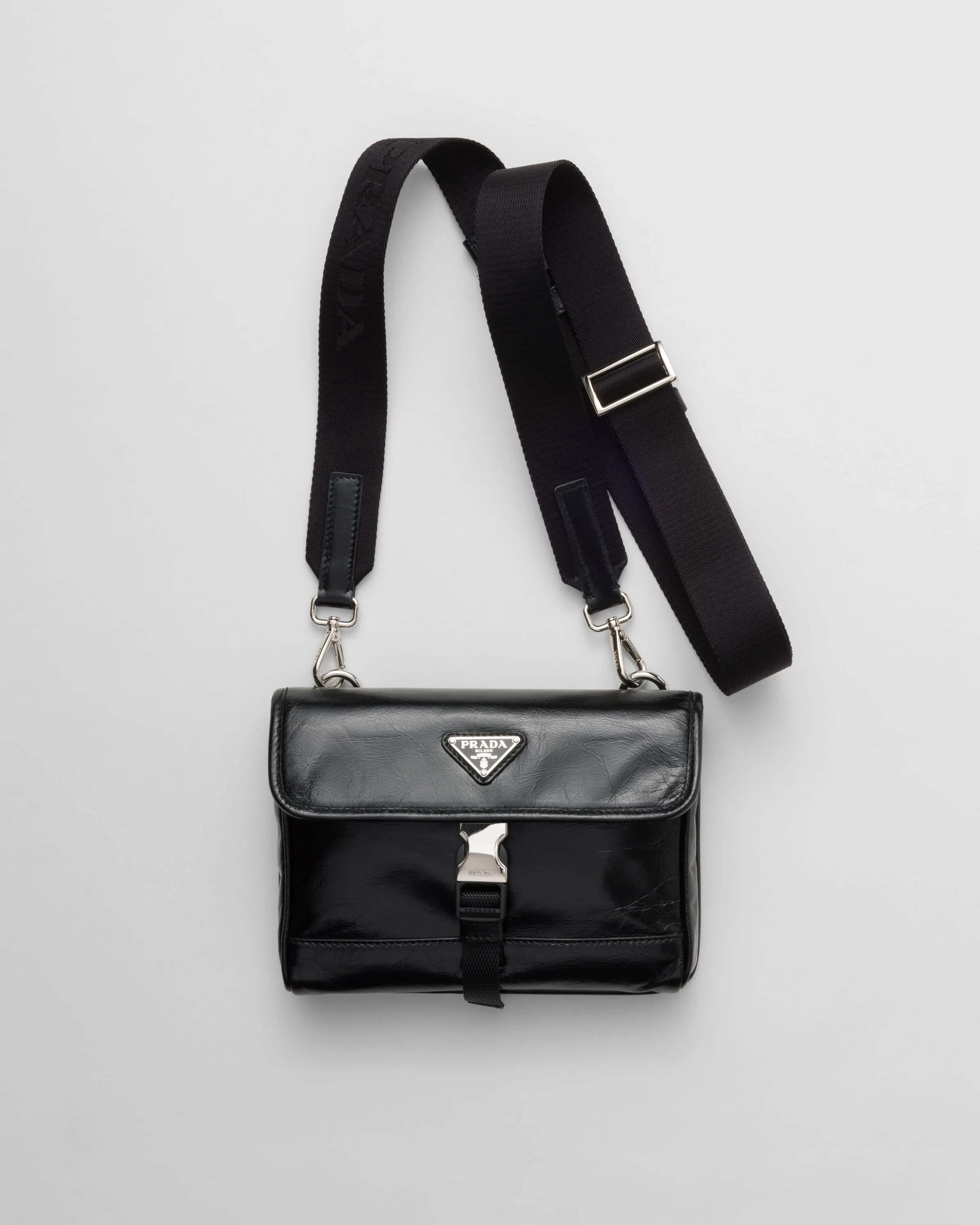 Leather smartphone case - 1