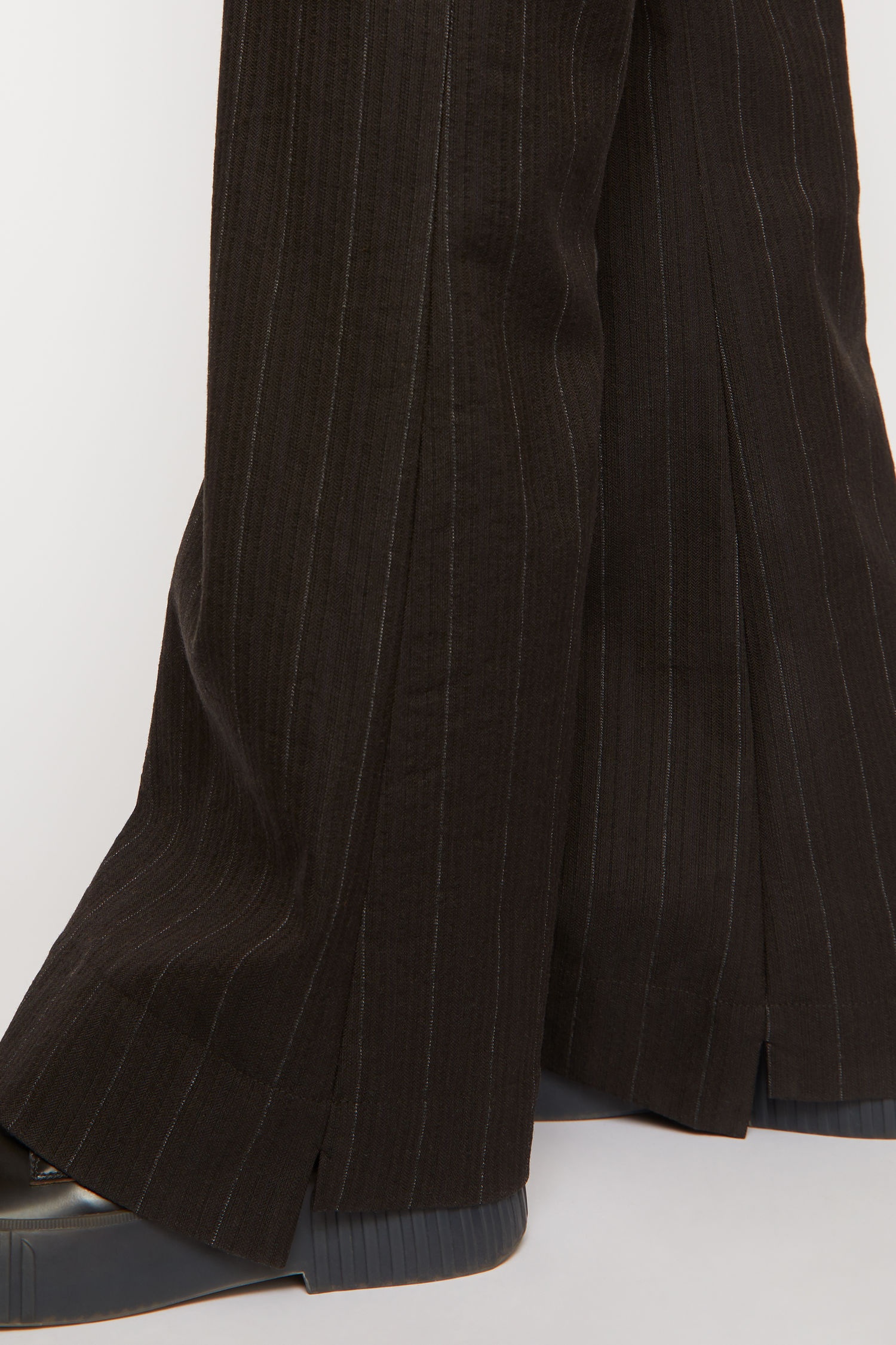 Pinstripe flared trousers cacao brown - 6