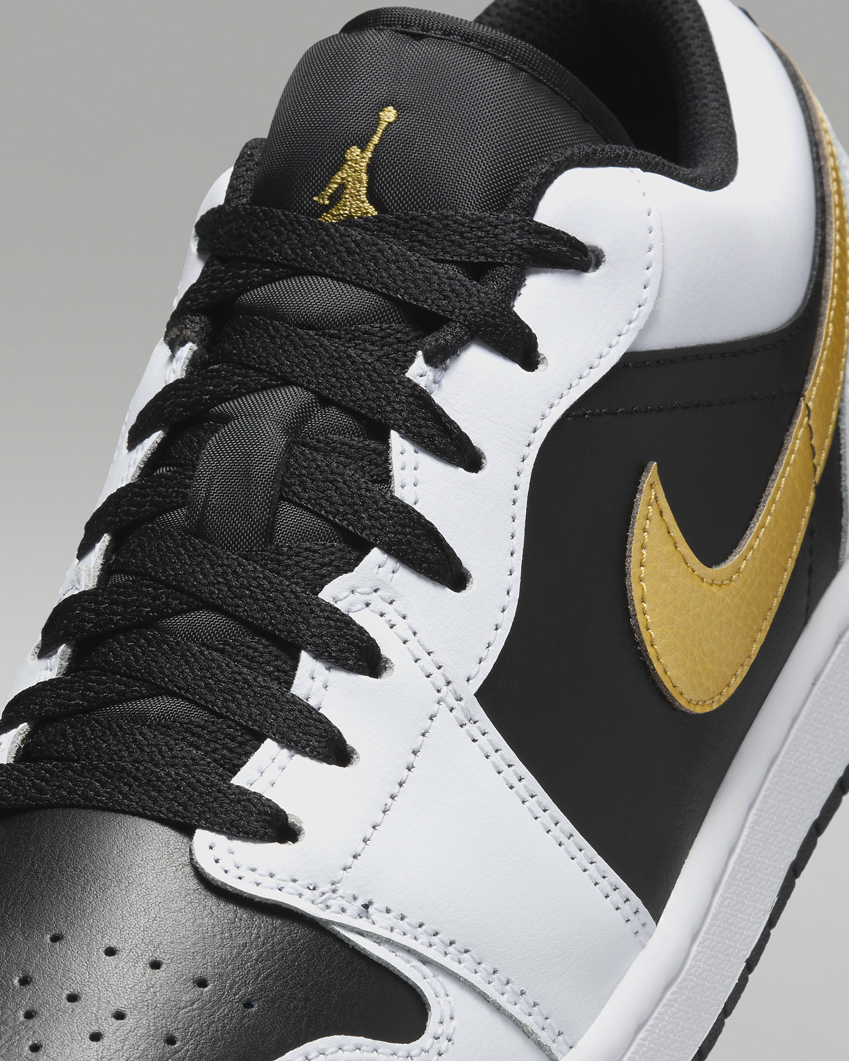 Men's Air Jordan 1 Low Shoes - 7