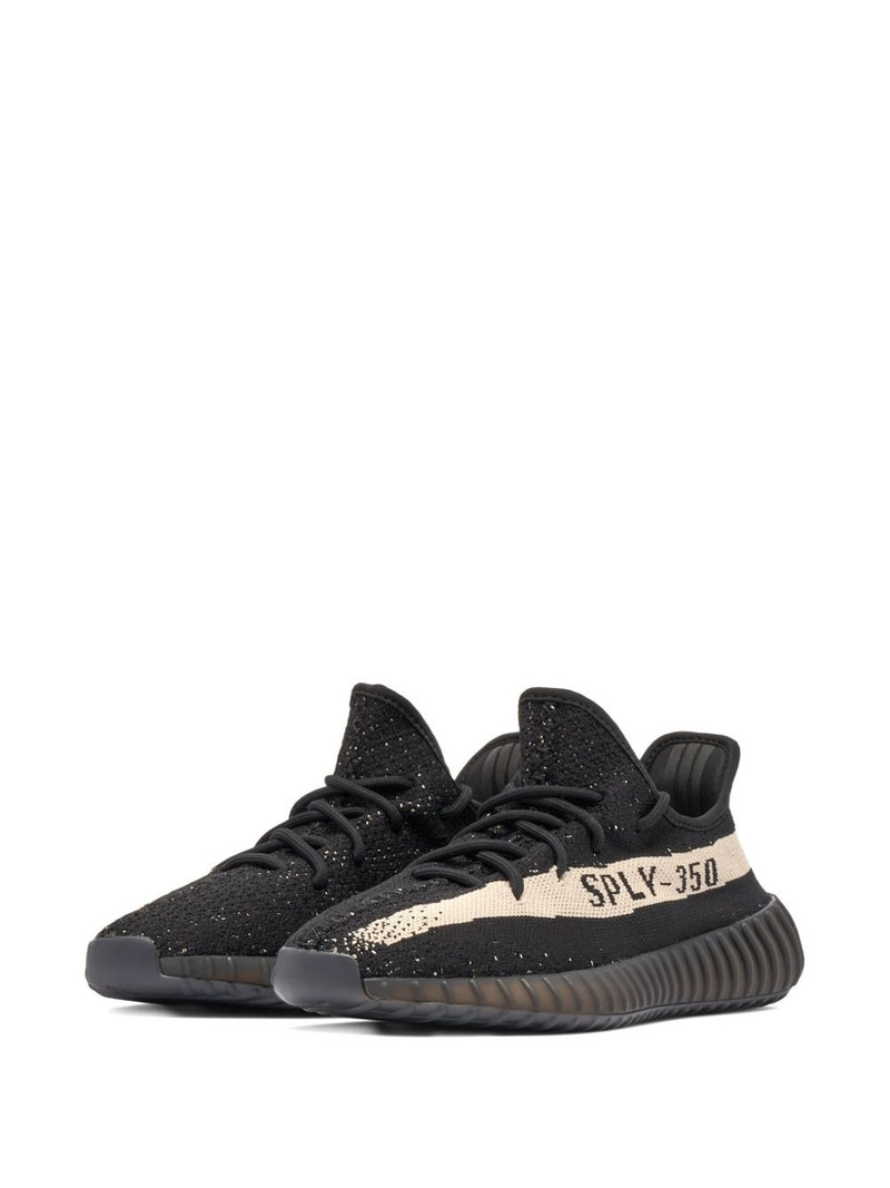 adidas Yeezy Boost 350 V2 "Oreo" sneakers outlook