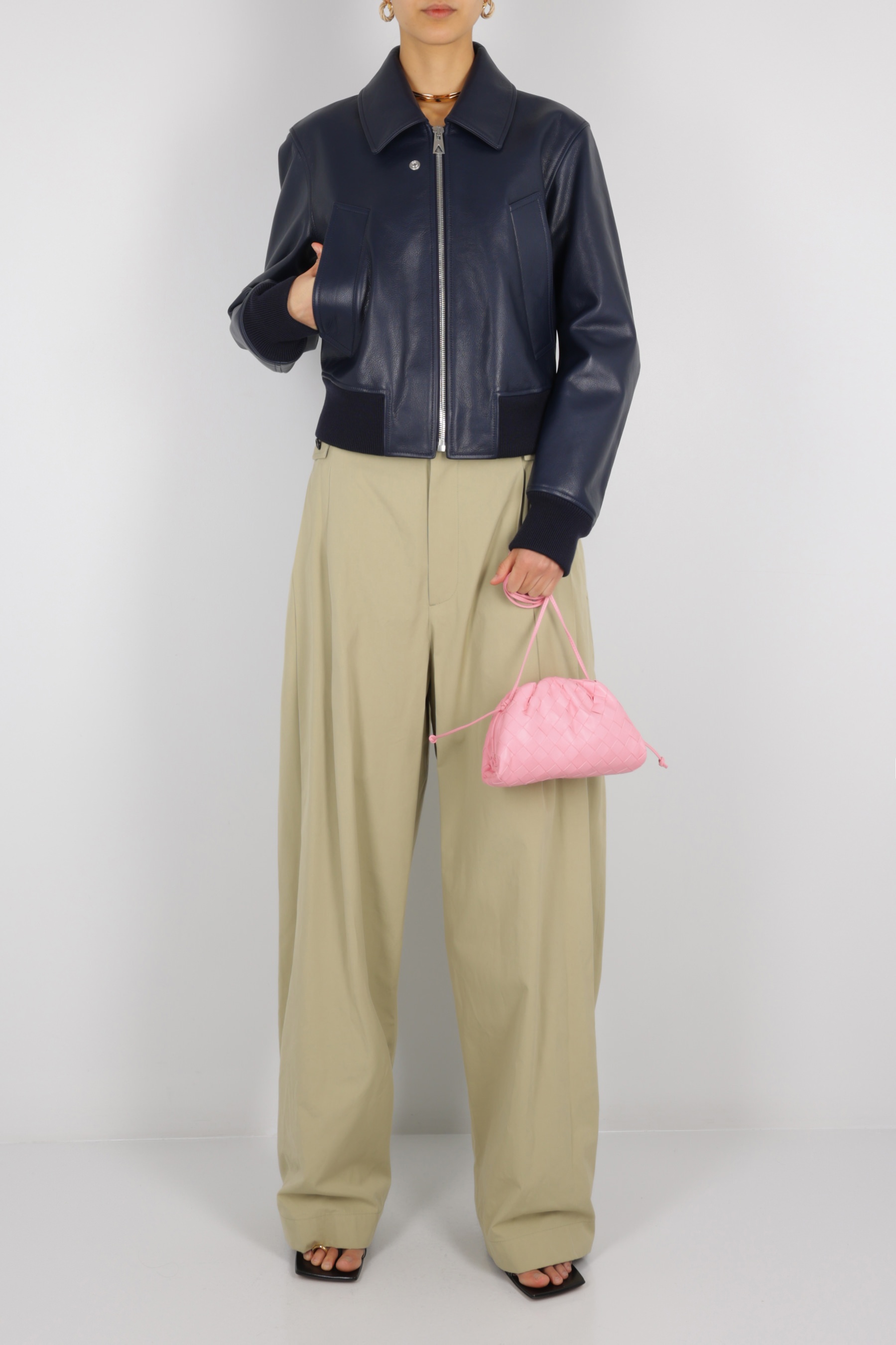 パンツ Bottega Veneta Cotton Blend Wide Leg Pants With Insignas Bottega Veneta COTTON BLEND WIDE LEG PANTS WITH INSIGNAS