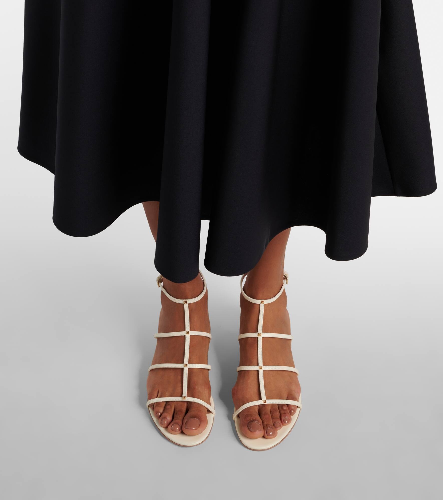 Rockstud Wispy leather sandals - 4
