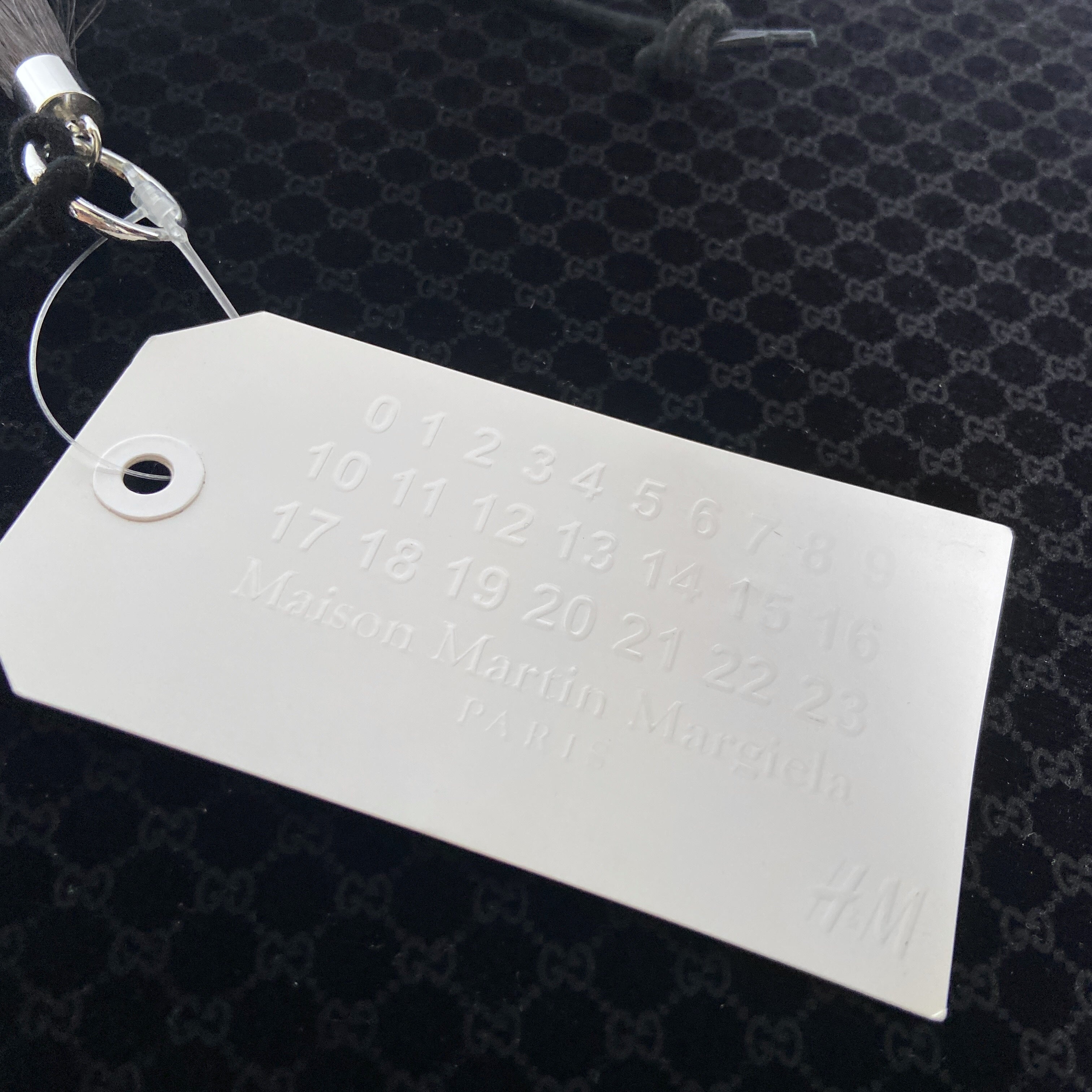 【Maison Margiela】 RECTANGULAR KEYRING Maison Margiela - SILVER FOUR STITCHES IN LEATHER LARGE KEY