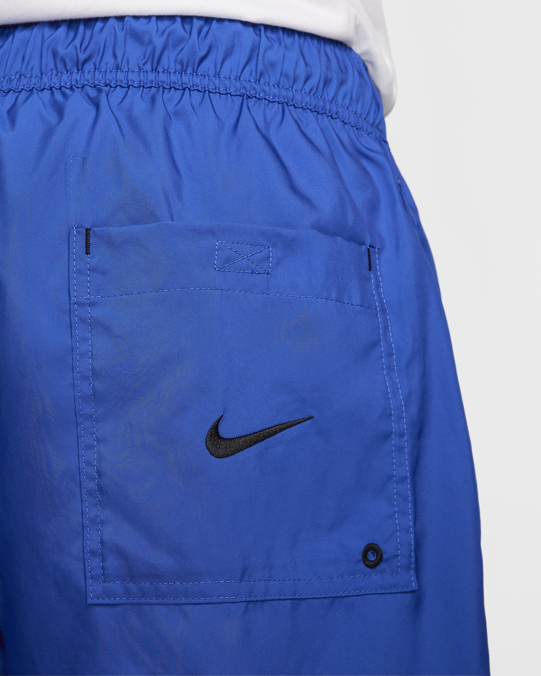 Nike Club Men's Flow Shorts - 6