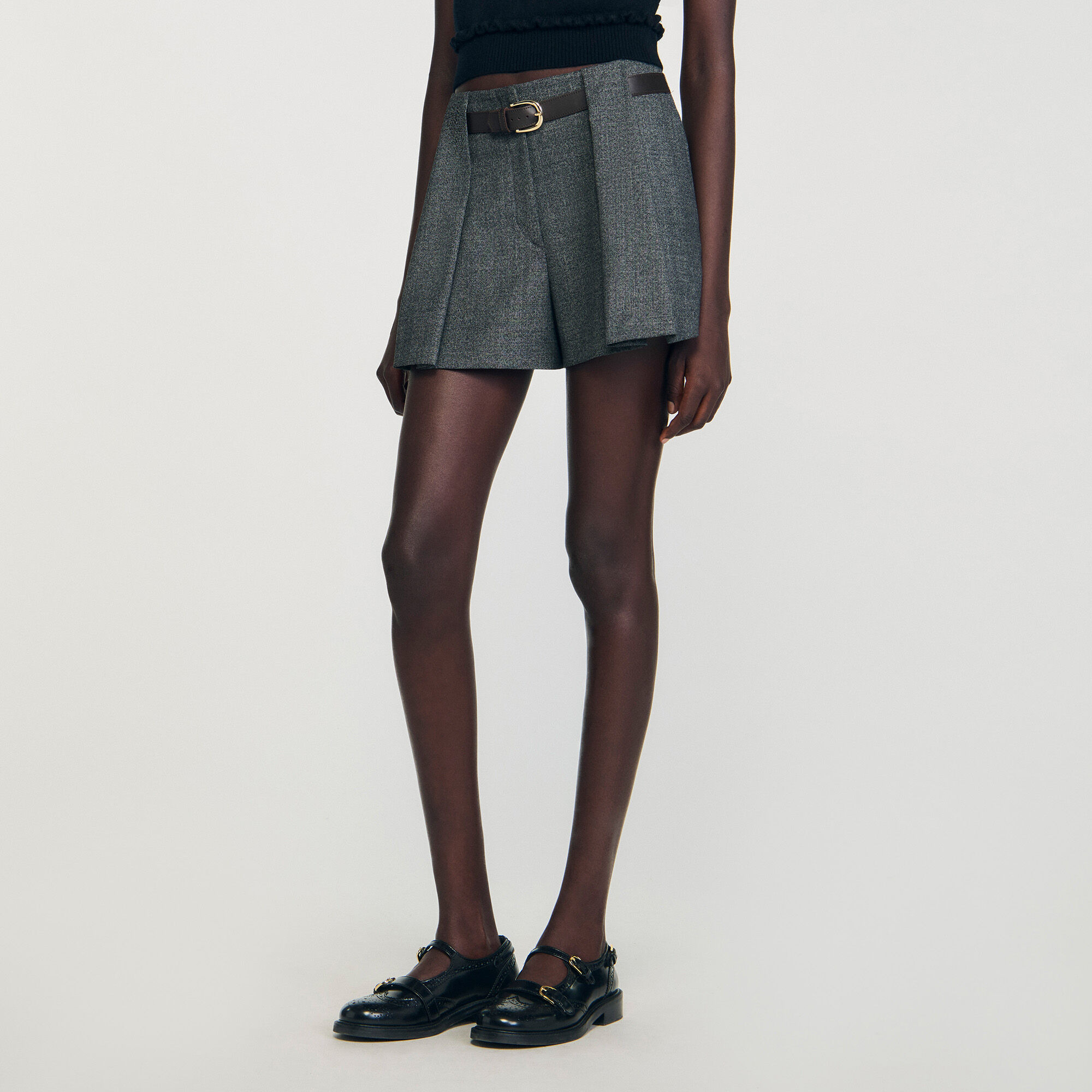 PLEATED SHORTS WITH BELT - 4