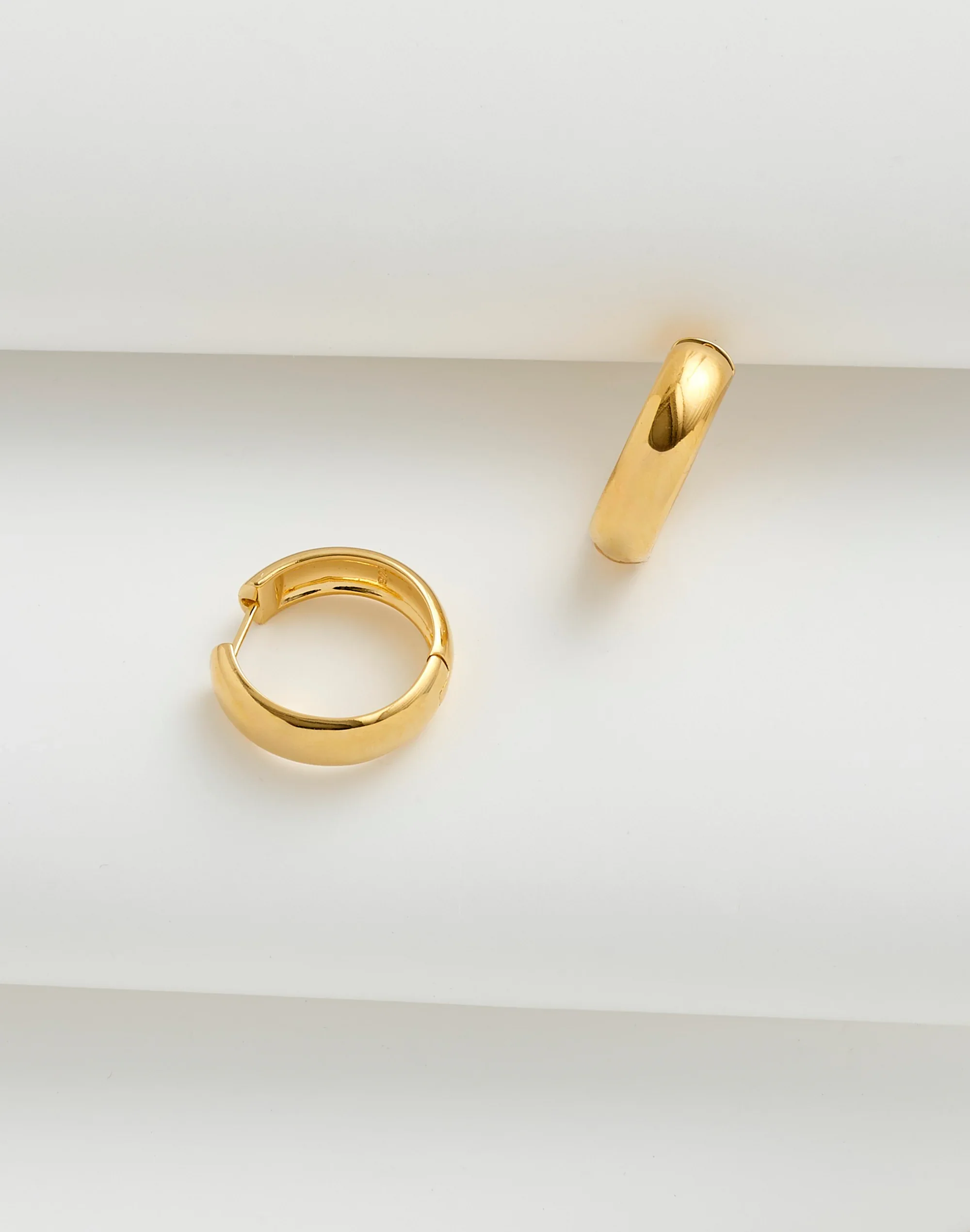 Demi-Fine Chunky Medium Hoop Earrings - 1