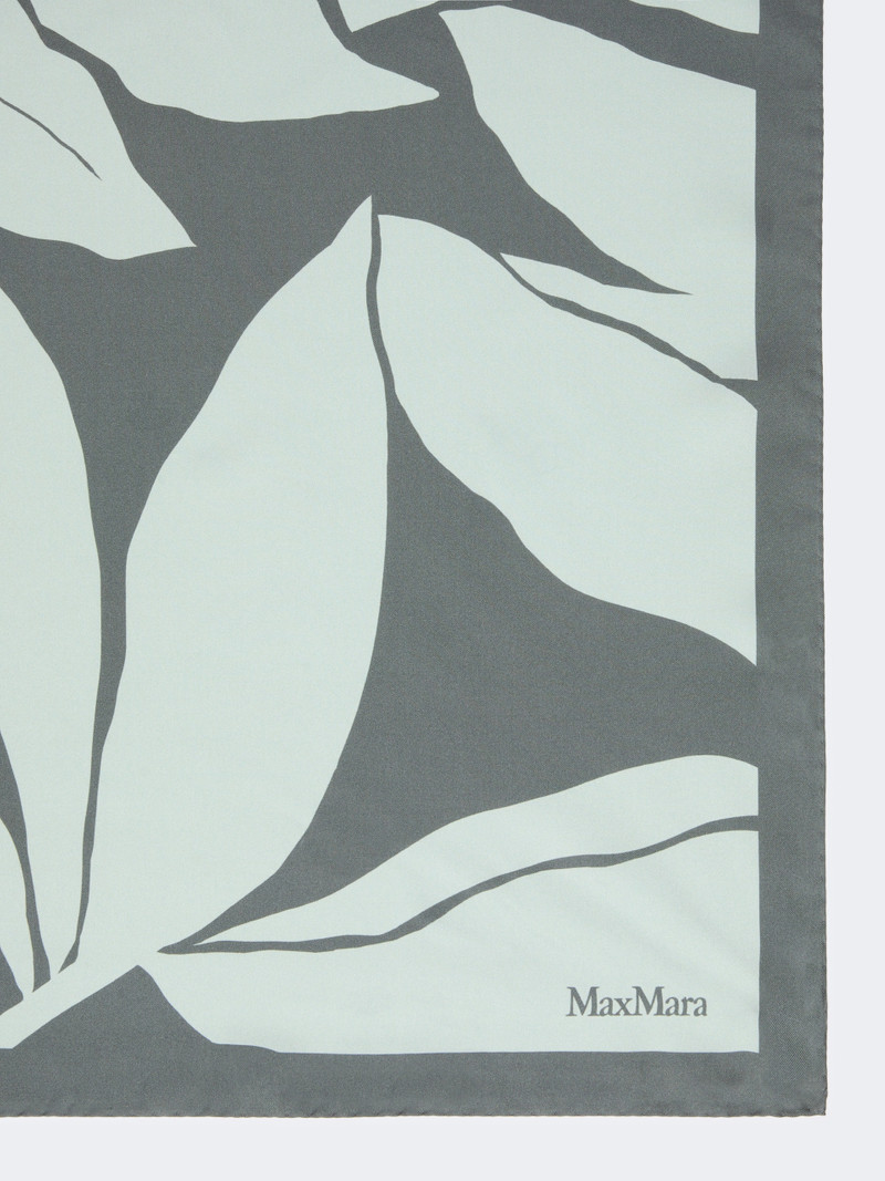 Max Mara CARRE90W1 Printed silk oversized scarf - DARK GREEN outlook