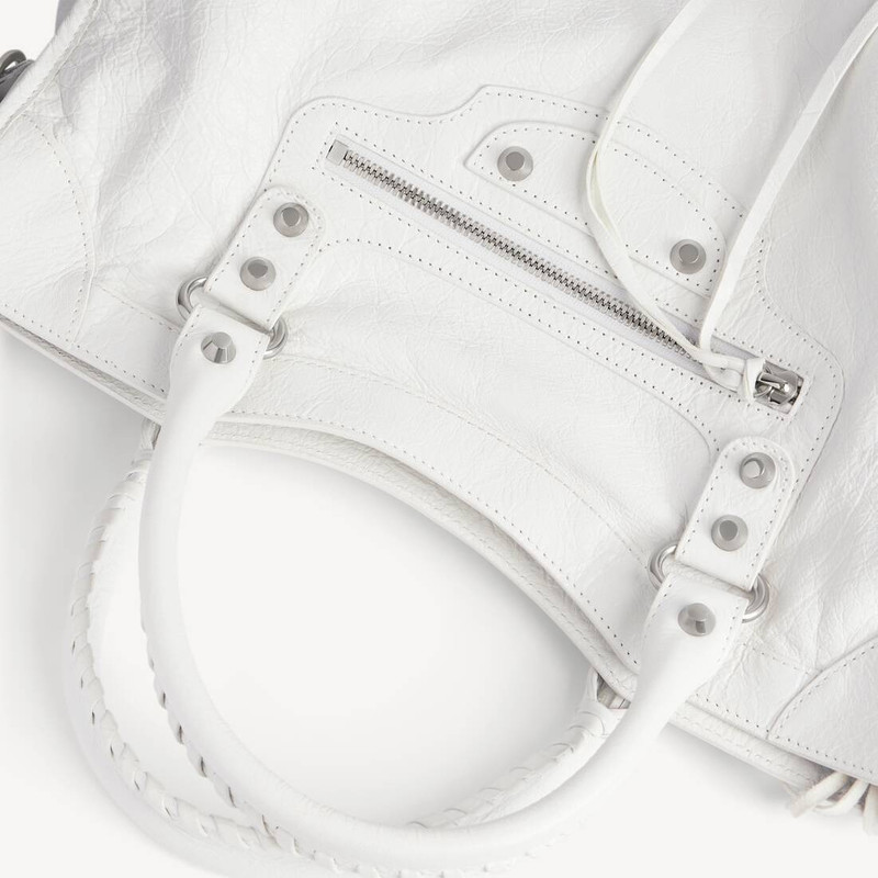 Le City Medium Bag in White 6