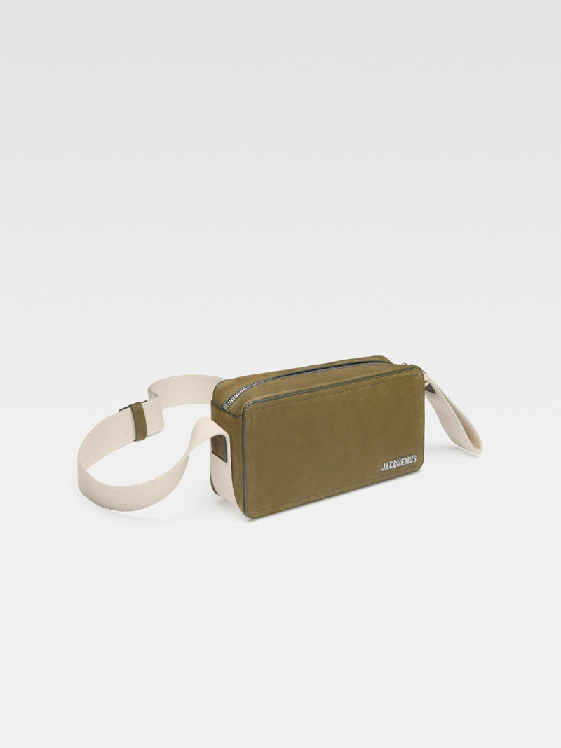 JACQUEMUS Le cuerda horizontal outlook