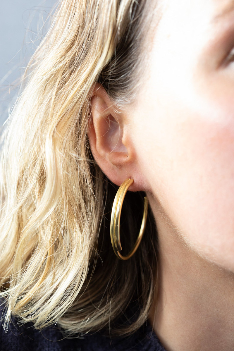 YSSO Queen Midi Hoops outlook