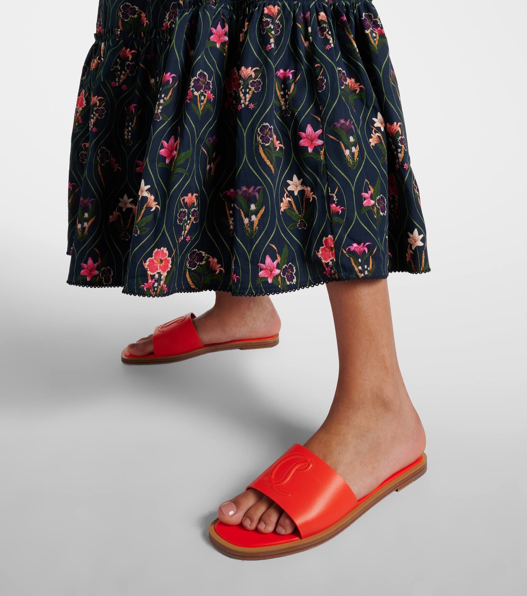 CL embossed leather mules - 4