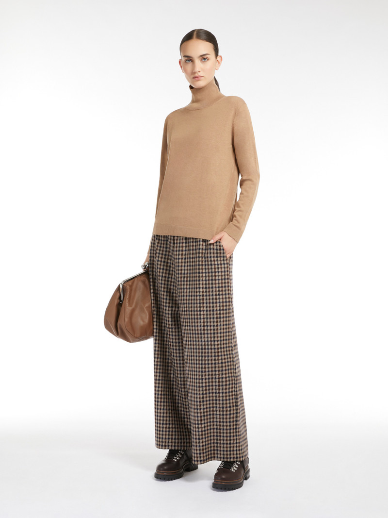 WEEKEND Max Mara KIKU Silk and wool polo-neck sweater outlook