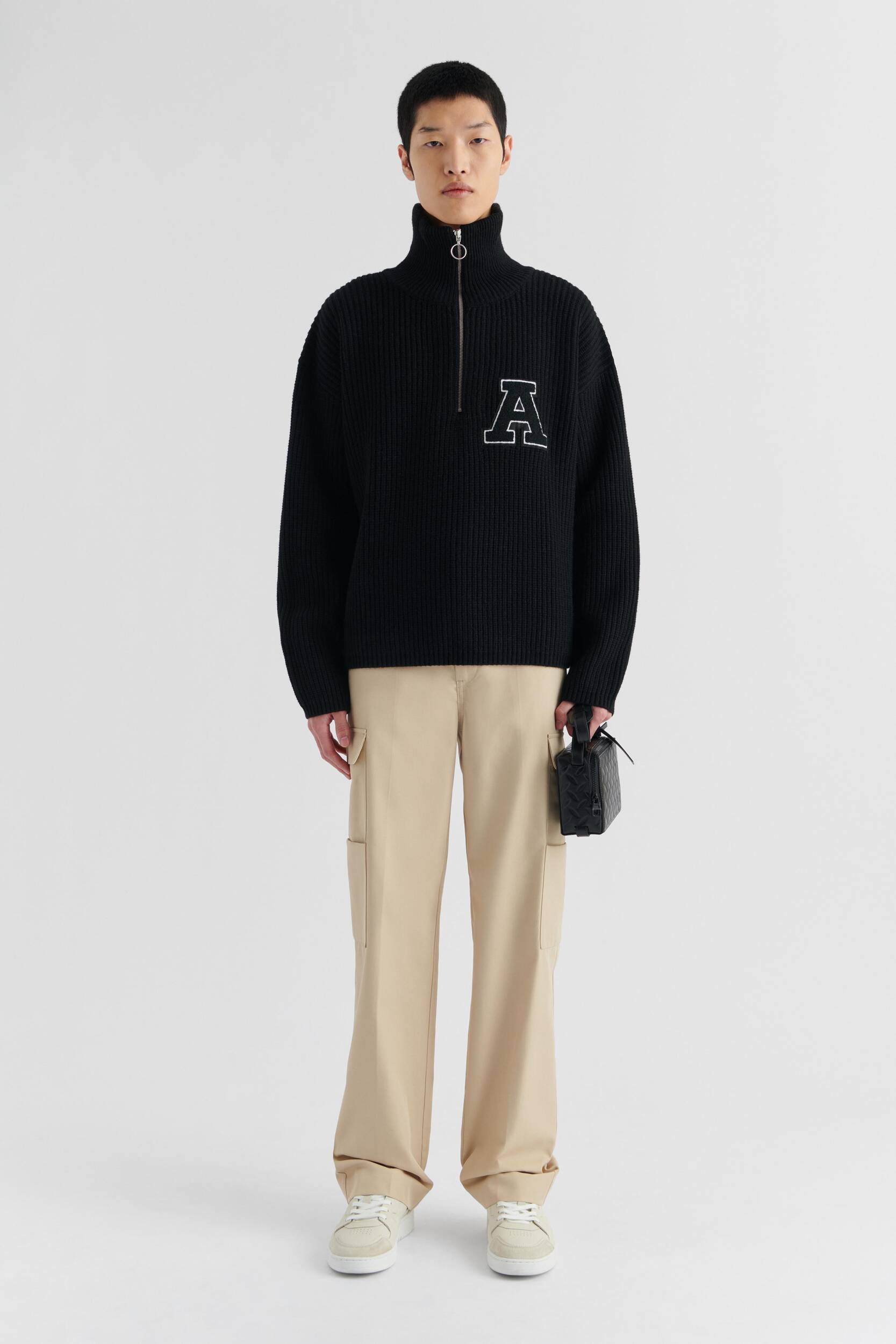 Team Half-Zip Sweater - 4