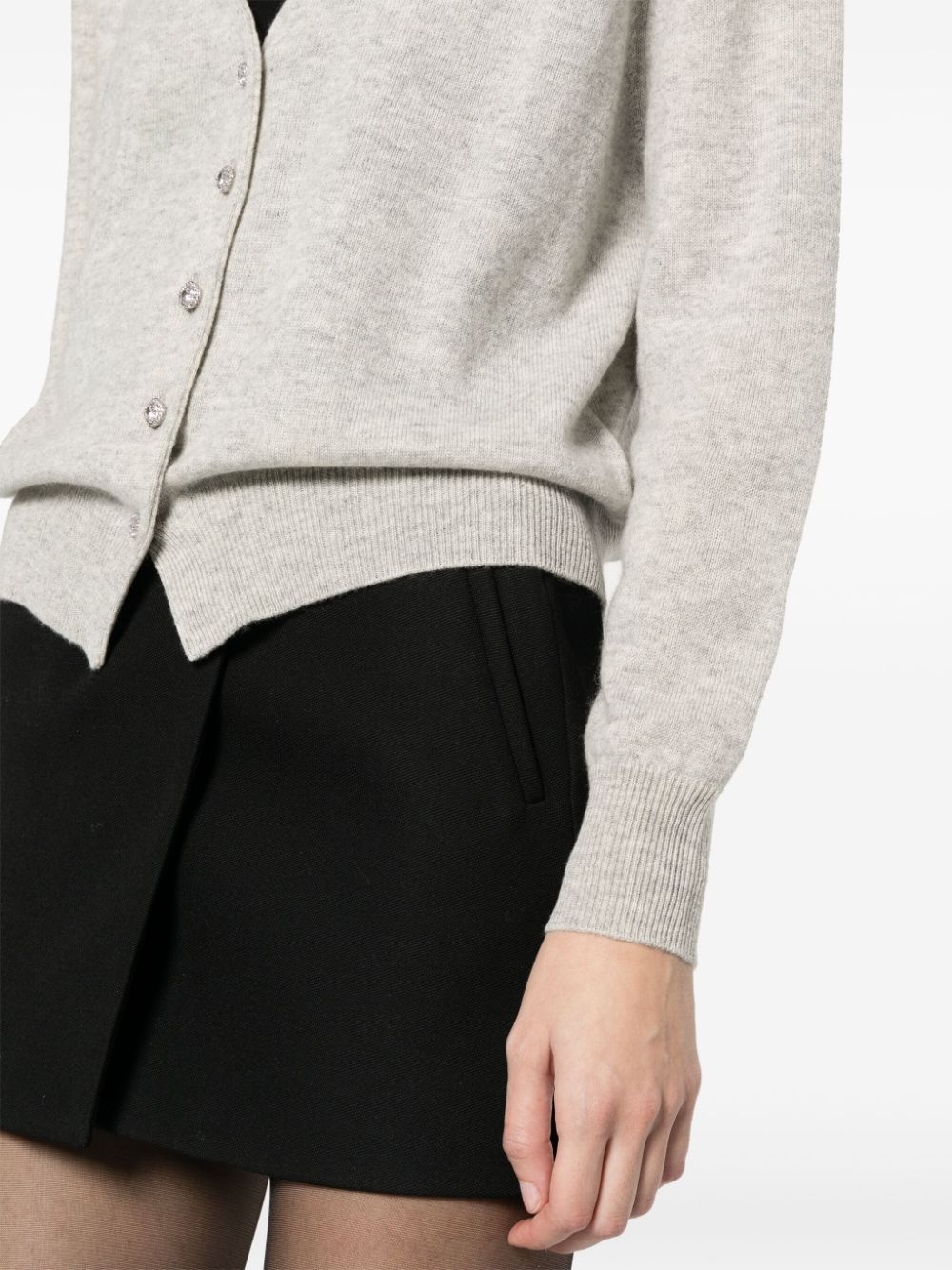 V-neck fine-knit cardigan - 5