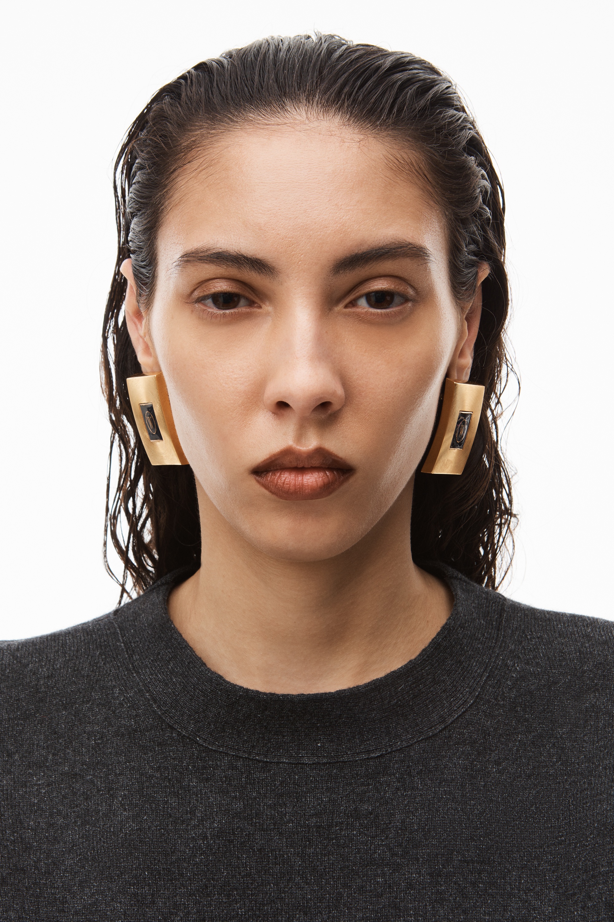 LOGO PLAQUE EARRING - 3