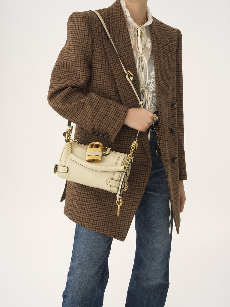 Chloé SMALL PADDINGTON CHAIN BAG IN GRAINED LEATHER outlook