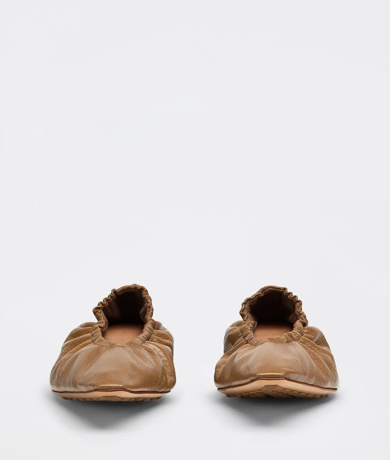 Bottega Veneta almond outlook