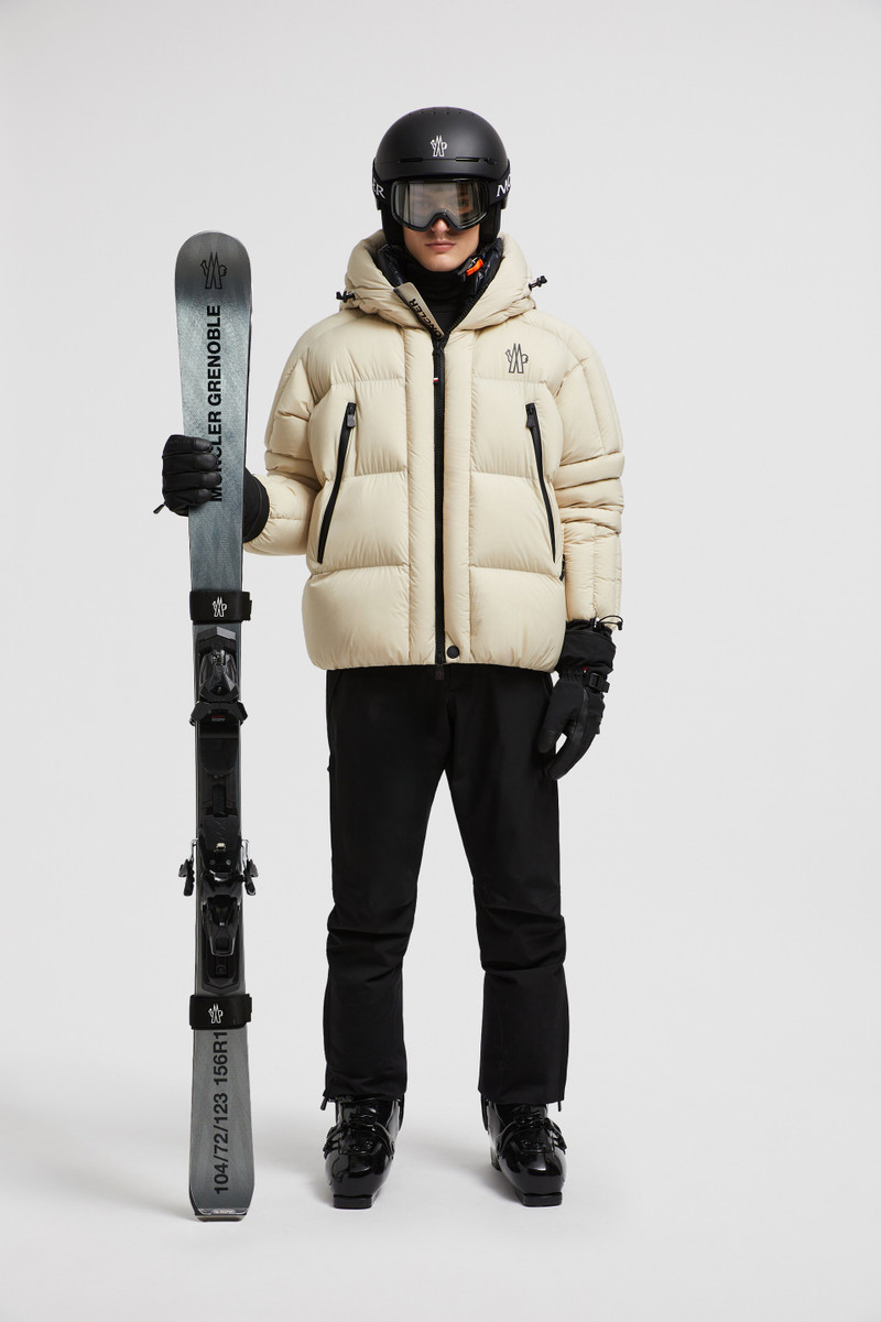 Moncler Grenoble Cherferie Short Down Jacket outlook