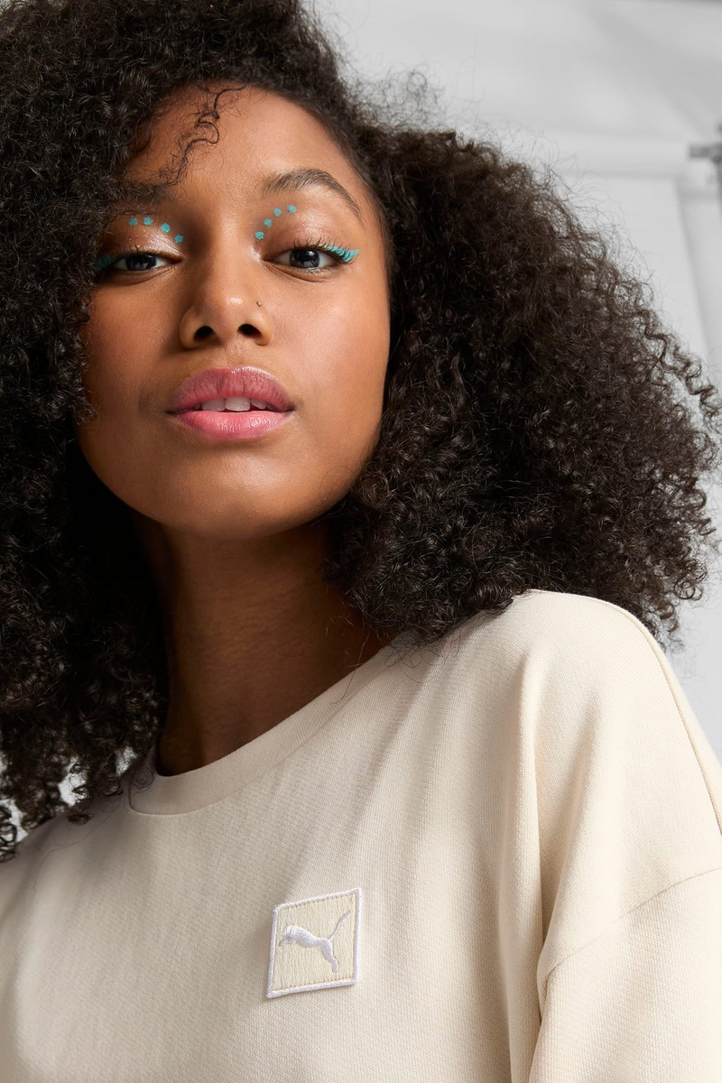 Essentials Elevated Women's Comfort Crew Sweatshirt 4