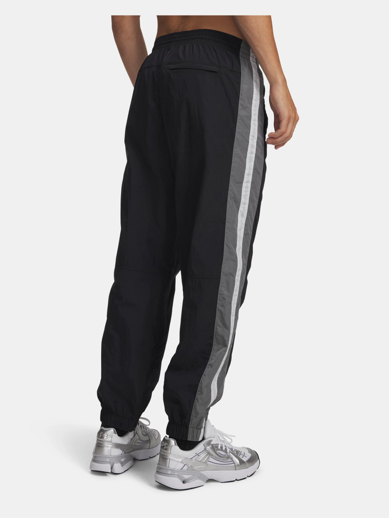 Under Armour UA Icon Woven Track outlook