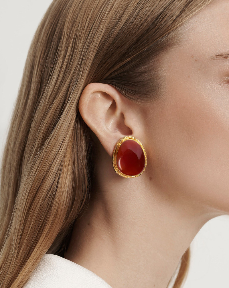 VERONICA BEARD MACAROON CARNELIAN EARRING outlook