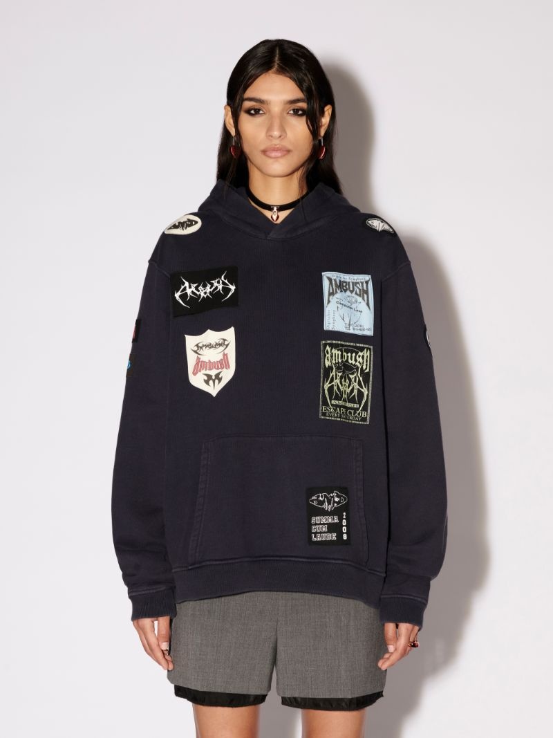 パーカー・フーディ Ambush Logo Patch Mockneck Sweatershirt AMBUSH Mens Logo Patch Mockneck Sweatershirt – Bluefly