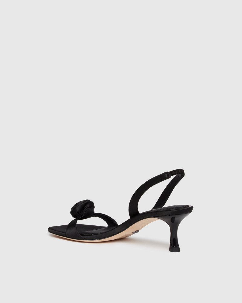 Eva Sandal 3