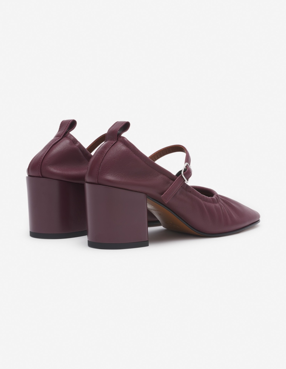 LEATHER LOW-HEEL PUMP - 4